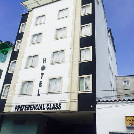 Hotel Preferencial Class Bucaramanga Esterno foto