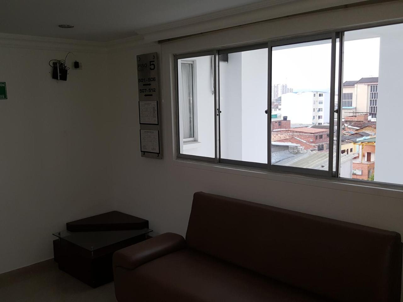 Hotel Preferencial Class Bucaramanga Esterno foto